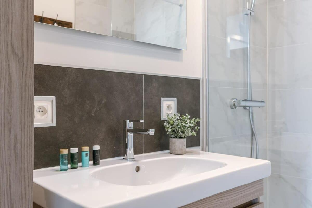 Huswell - Bright Apartment With Seaview Bredene Ngoại thất bức ảnh